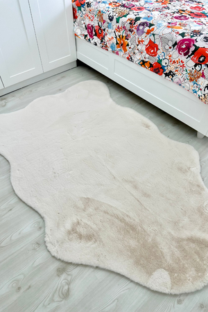 Meloni Cream Washable Plush Shaggy Post