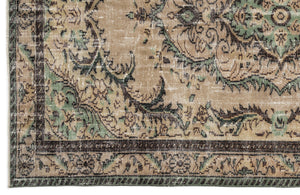 Naturel Over Dyed Vintage Rug 5'7'' x 8'8'' ft 170 x 265 cm
