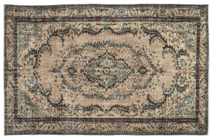 Naturel Over Dyed Vintage Rug 5'7'' x 8'8'' ft 170 x 265 cm