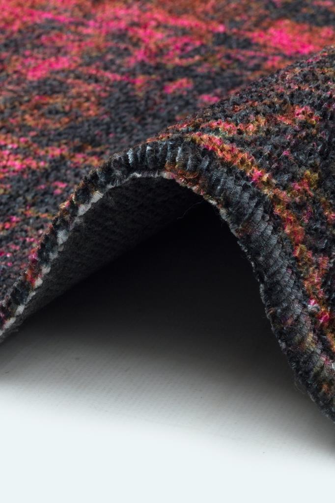 Gravity Red Thin Rug With Washable Fringes 2307