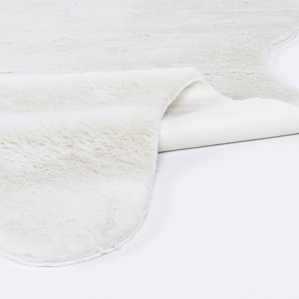 Meloni Cream Washable Plush Shaggy Post