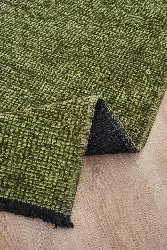 Zenith Washable Plain Pattern Green Rug 8904