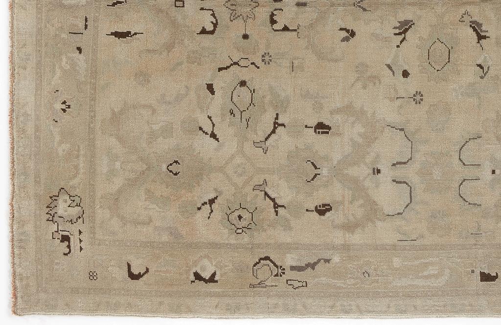 Apex Heritage Beige 3722 197 x 274 cm