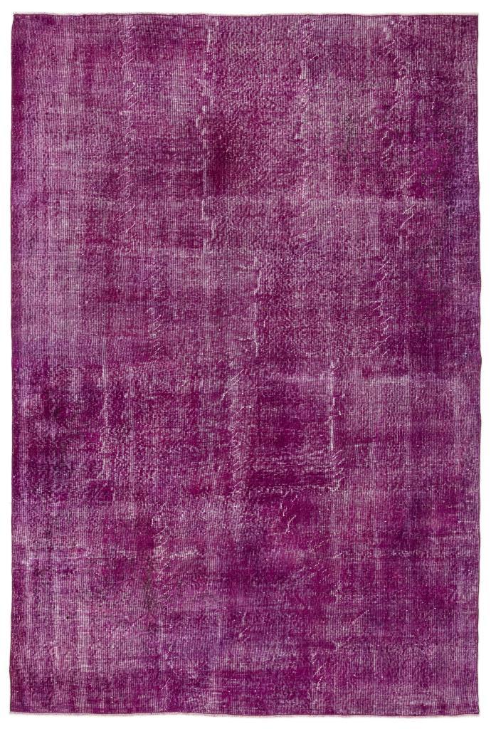 Apex Vintage Carpet Fuchsia 13110 201 x 303 cm