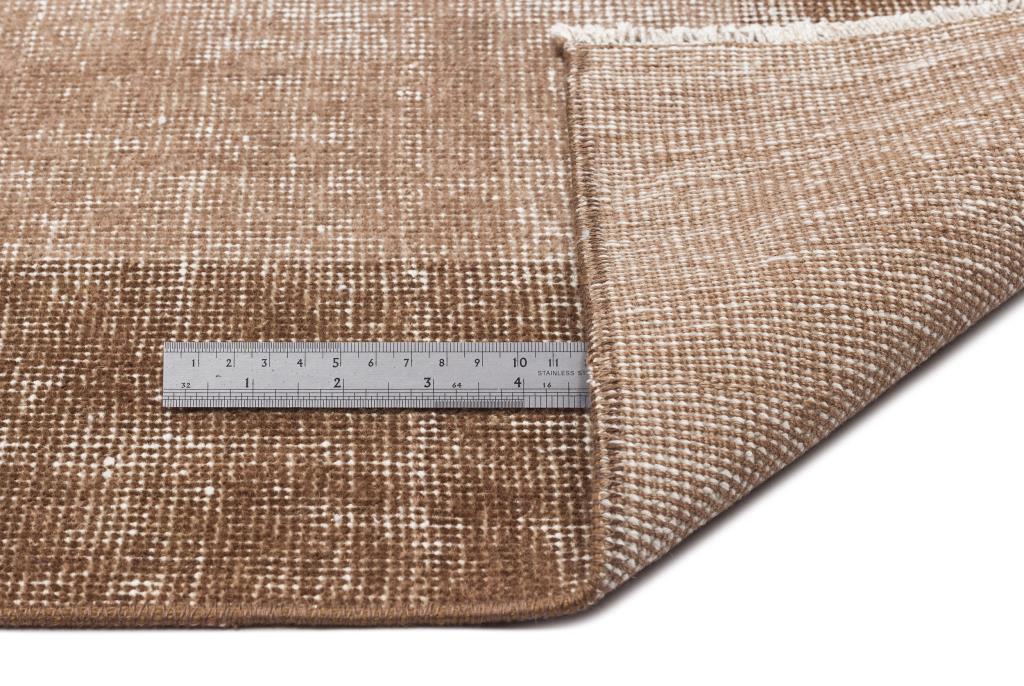 Apex Vintage Carpet Brown 14062 183 x 296 cm
