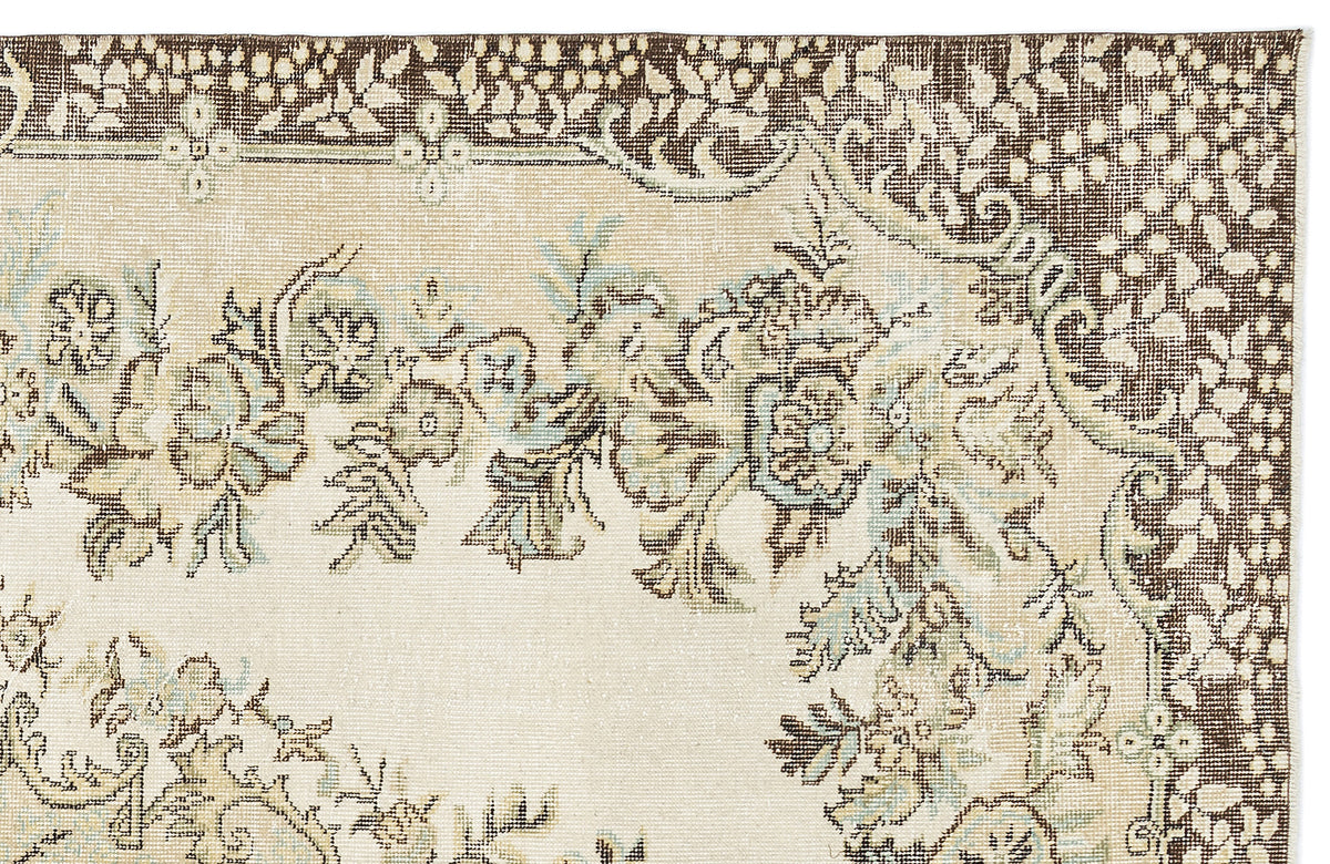 Beige Over Dyed Vintage Rug 5&#39;9&#39;&#39; x 9&#39;9&#39;&#39; ft 176 x 297 cm