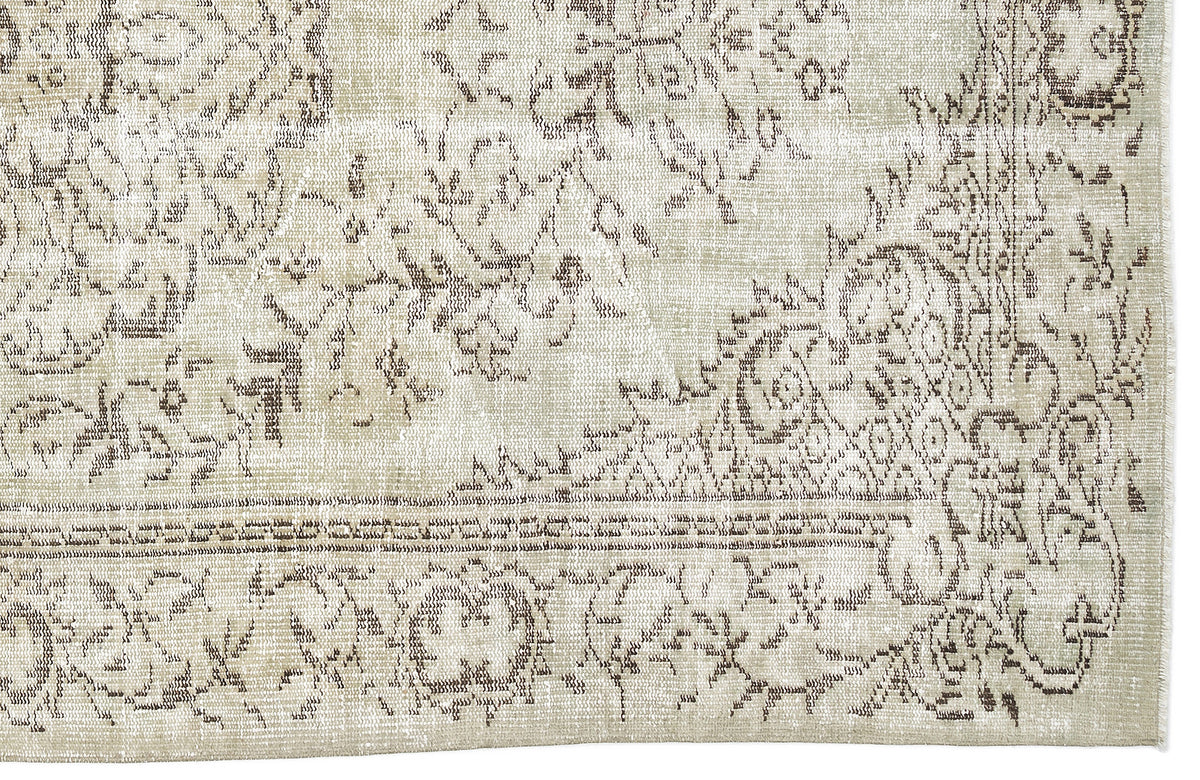 Beige Over Dyed Vintage Rug 5&#39;6&#39;&#39; x 9&#39;4&#39;&#39; ft 168 x 285 cm