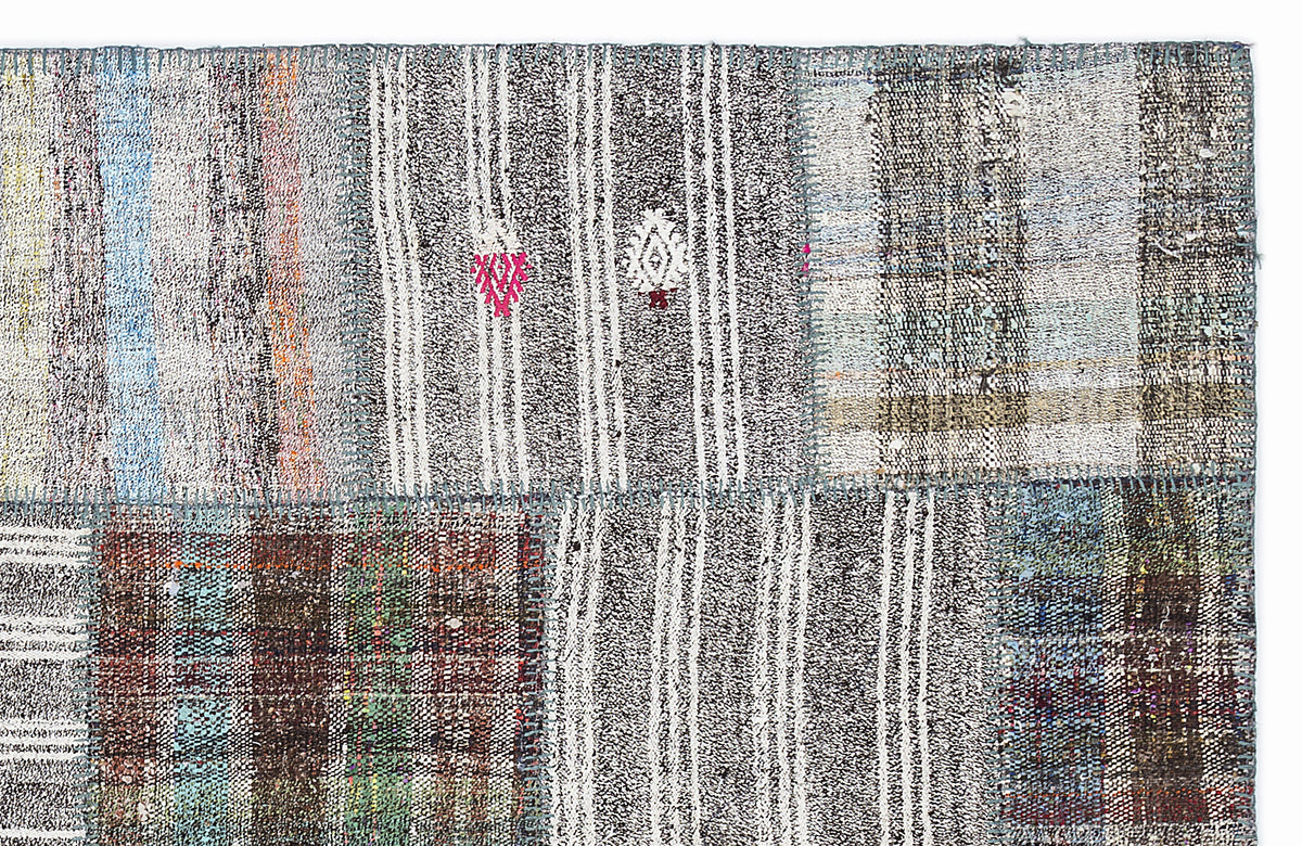 Striped Over Dyed Kilim Patchwork Unique Rug 5&#39;3&#39;&#39; x 7&#39;7&#39;&#39; ft 160 x 230 cm