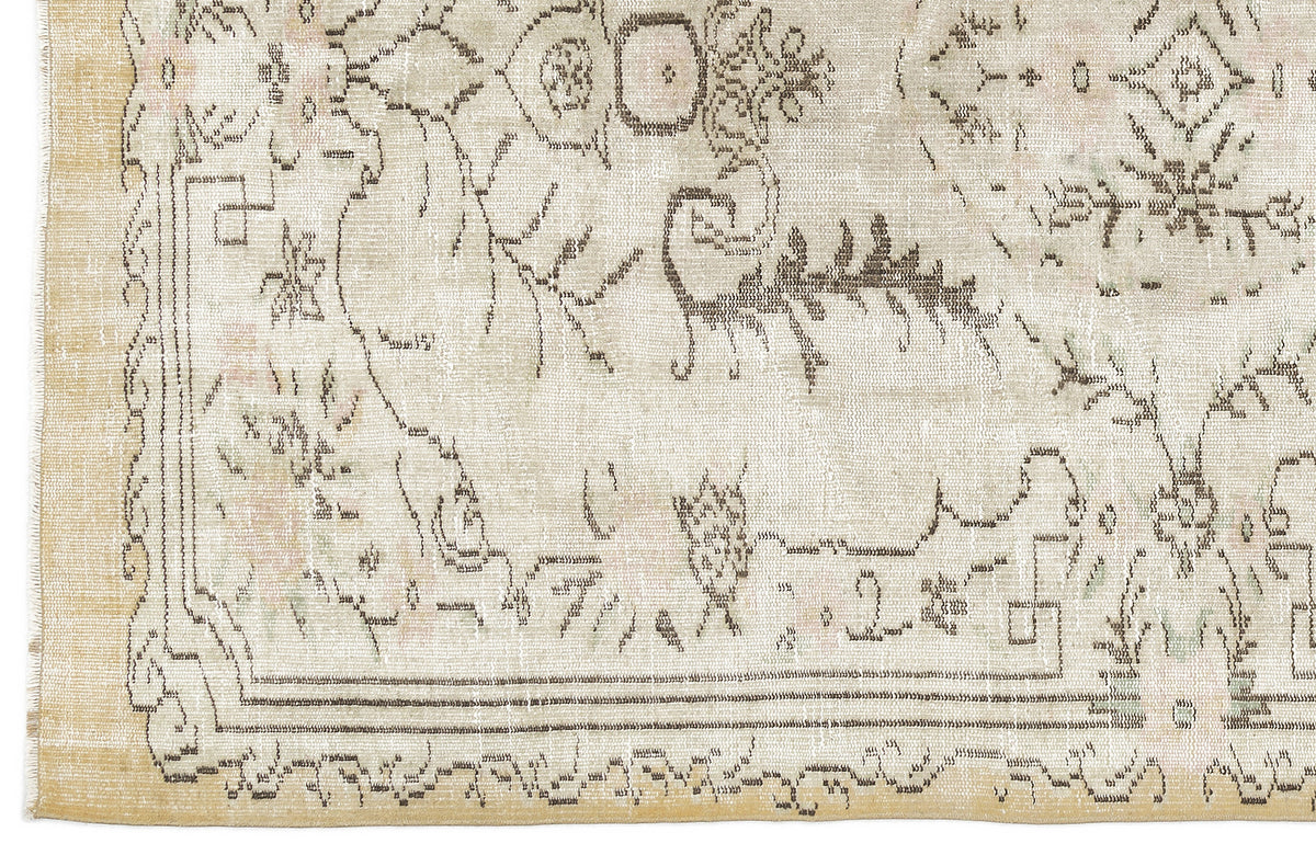 Beige Over Dyed Vintage Rug 5&#39;2&#39;&#39; x 8&#39;9&#39;&#39; ft 157 x 266 cm