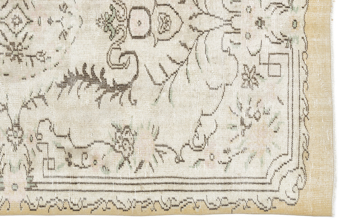 Beige Over Dyed Vintage Rug 5&#39;2&#39;&#39; x 8&#39;9&#39;&#39; ft 157 x 266 cm