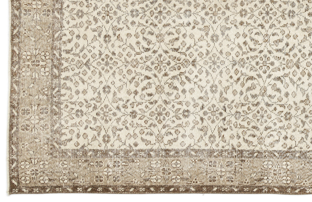 Beige Over Dyed Vintage Rug 5&#39;8&#39;&#39; x 9&#39;7&#39;&#39; ft 173 x 293 cm