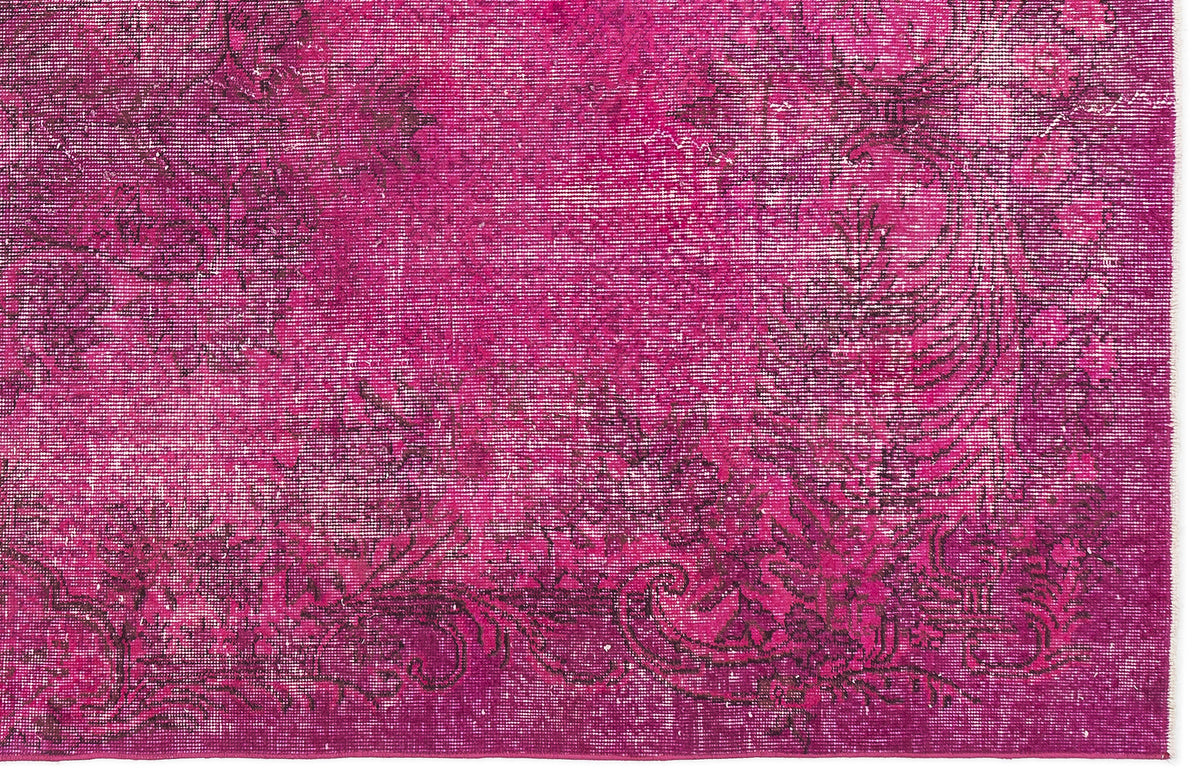 Fuchsia Over Dyed Vintage Rug 5&#39;5&#39;&#39; x 9&#39;6&#39;&#39; ft 164 x 290 cm