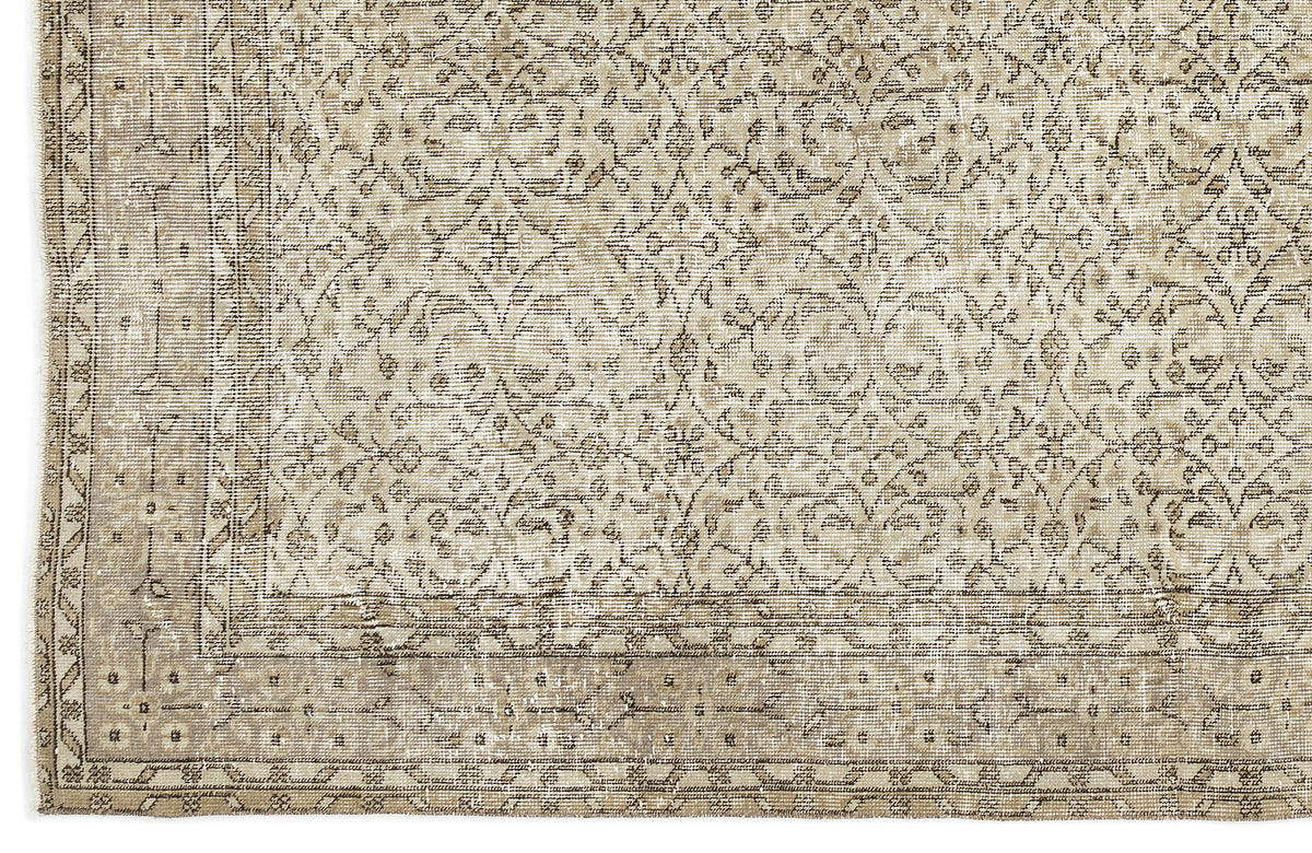 Beige Over Dyed Vintage Rug 5&#39;8&#39;&#39; x 9&#39;1&#39;&#39; ft 173 x 277 cm