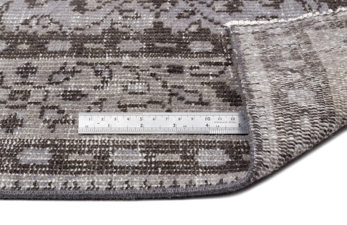 Gray Over Dyed Vintage Rug 5&#39;7&#39;&#39; x 9&#39;3&#39;&#39; ft 171 x 281 cm