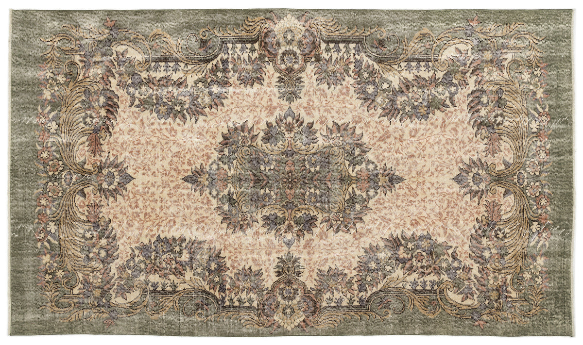 Naturel Over Dyed Vintage Rug 5&#39;6&#39;&#39; x 9&#39;6&#39;&#39; ft 168 x 290 cm