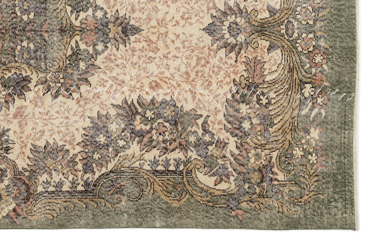 Naturel Over Dyed Vintage Rug 5&#39;6&#39;&#39; x 9&#39;6&#39;&#39; ft 168 x 290 cm