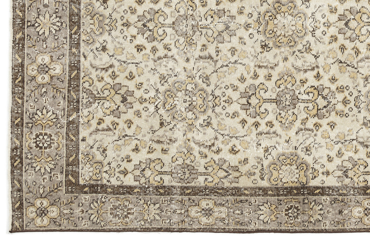 Beige Over Dyed Vintage Rug 5&#39;8&#39;&#39; x 9&#39;7&#39;&#39; ft 172 x 292 cm