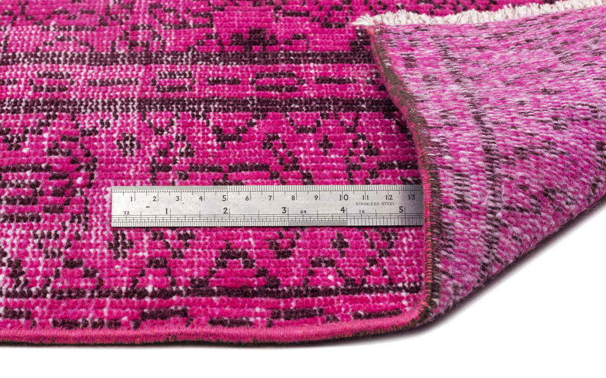 Fuchsia Over Dyed Vintage Rug 5&#39;7&#39;&#39; x 9&#39;5&#39;&#39; ft 171 x 286 cm