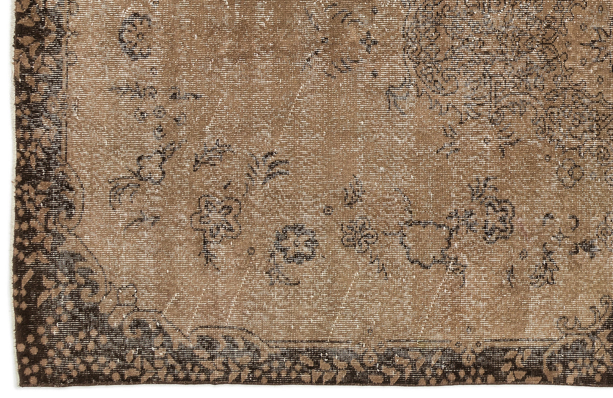 Brown Over Dyed Vintage Rug 5&#39;6&#39;&#39; x 9&#39;5&#39;&#39; ft 167 x 286 cm
