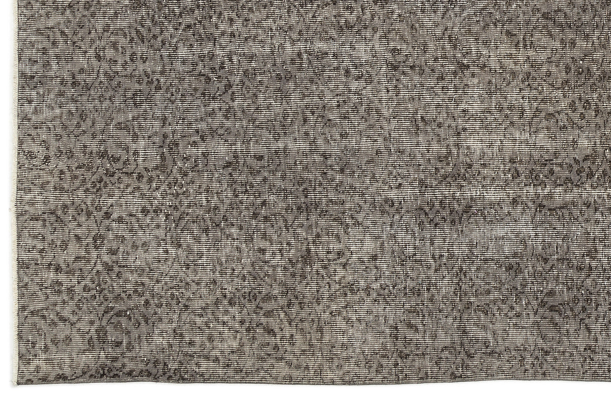 Gray Over Dyed Vintage Rug 5&#39;6&#39;&#39; x 9&#39;5&#39;&#39; ft 167 x 287 cm
