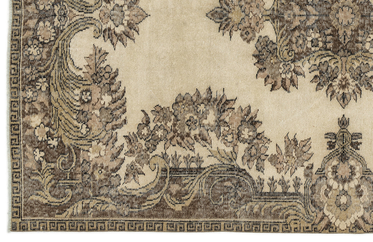 Naturel Over Dyed Vintage Rug 5&#39;8&#39;&#39; x 8&#39;9&#39;&#39; ft 173 x 267 cm