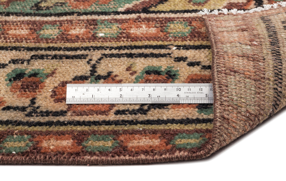 Naturel Over Dyed Vintage Rug 5&#39;6&#39;&#39; x 9&#39;3&#39;&#39; ft 167 x 281 cm