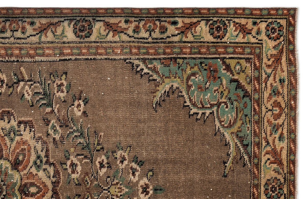 Naturel Over Dyed Vintage Rug 5&#39;6&#39;&#39; x 9&#39;3&#39;&#39; ft 167 x 281 cm