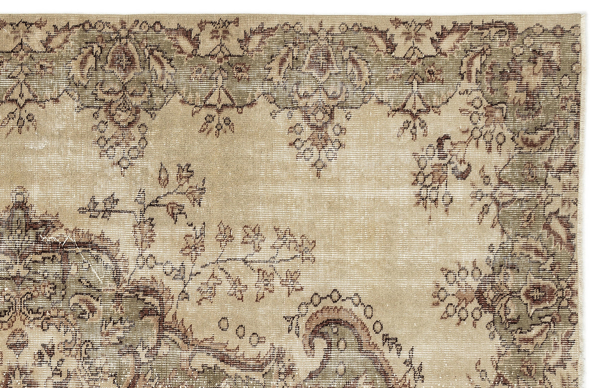 Beige Over Dyed Vintage Rug 5&#39;7&#39;&#39; x 8&#39;10&#39;&#39; ft 169 x 268 cm