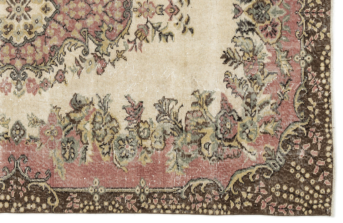 Naturel Over Dyed Vintage Rug 5&#39;6&#39;&#39; x 8&#39;9&#39;&#39; ft 167 x 266 cm