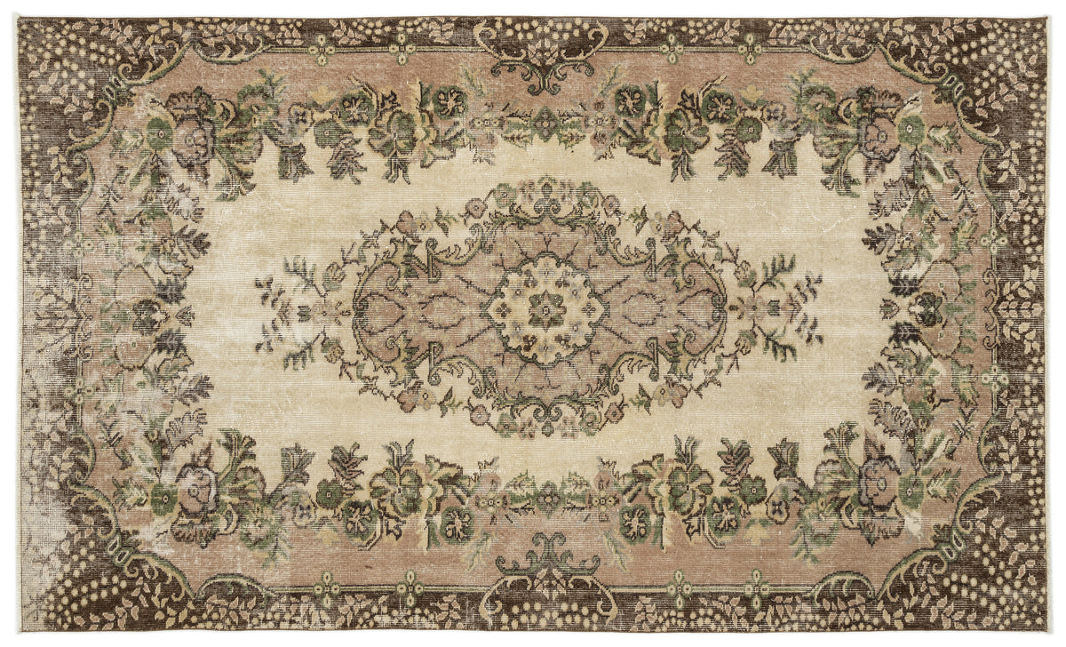 Naturel Over Dyed Vintage Rug 5&#39;6&#39;&#39; x 9&#39;4&#39;&#39; ft 168 x 284 cm