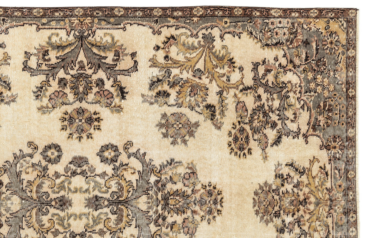 Beige Over Dyed Vintage Rug 5&#39;5&#39;&#39; x 8&#39;10&#39;&#39; ft 165 x 269 cm