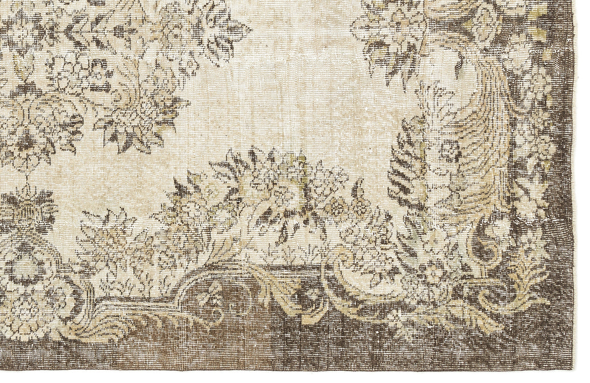 Beige Over Dyed Vintage Rug 5&#39;9&#39;&#39; x 9&#39;0&#39;&#39; ft 176 x 275 cm