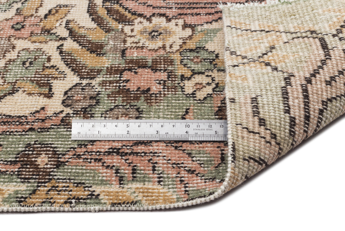 Naturel Over Dyed Vintage Rug 5&#39;8&#39;&#39; x 9&#39;5&#39;&#39; ft 172 x 286 cm