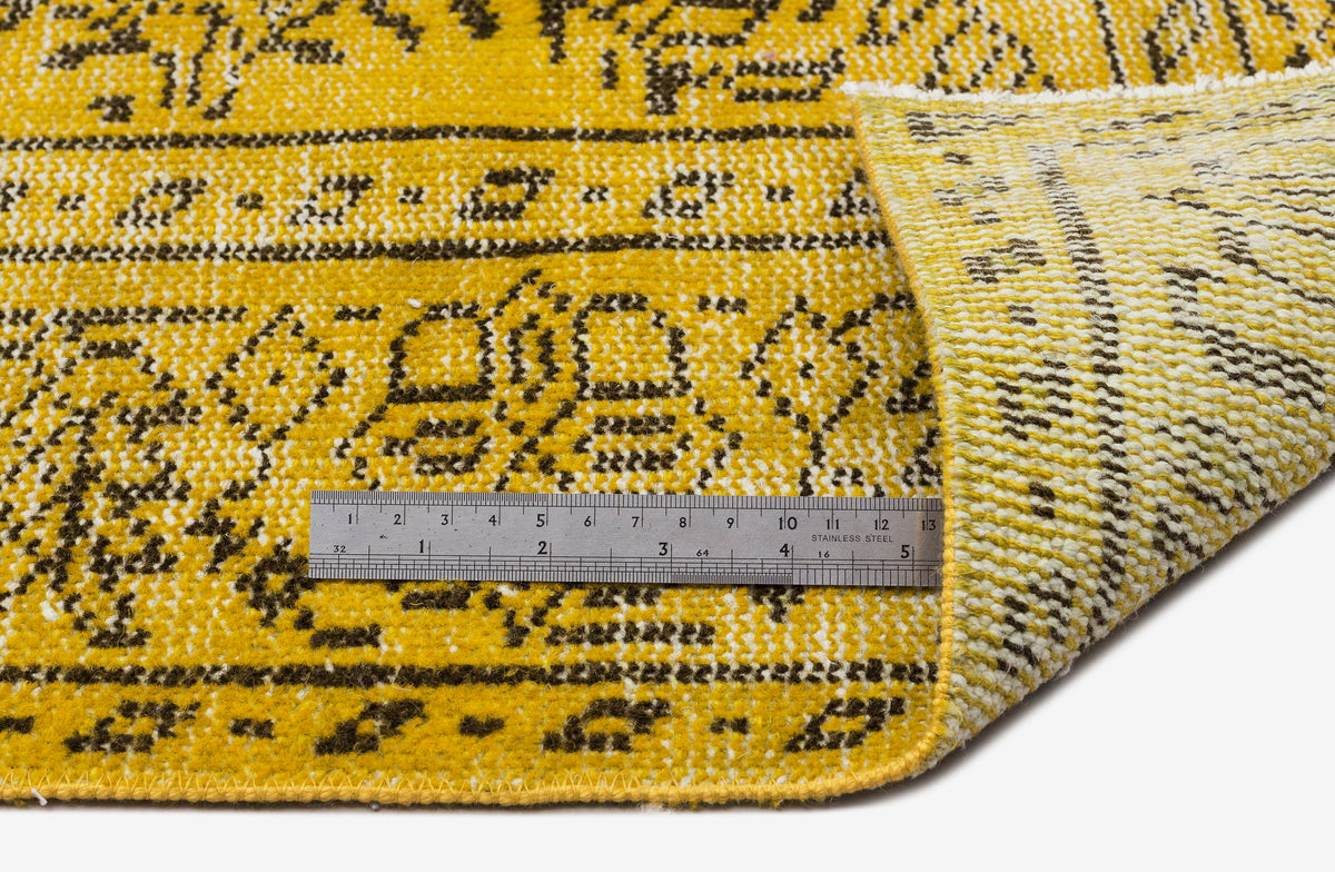 Yellow Over Dyed Vintage Rug 5&#39;9&#39;&#39; x 9&#39;4&#39;&#39; ft 175 x 285 cm
