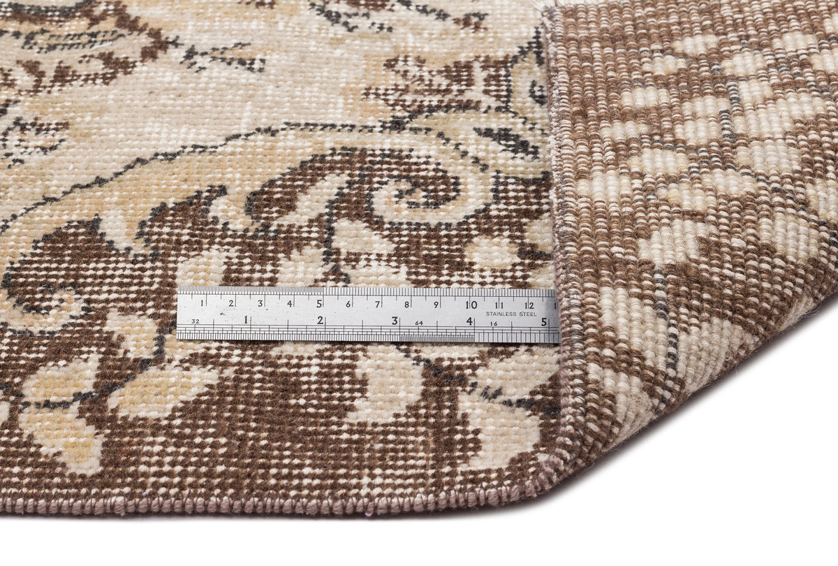 Beige Over Dyed Vintage Rug 5&#39;8&#39;&#39; x 9&#39;5&#39;&#39; ft 173 x 288 cm