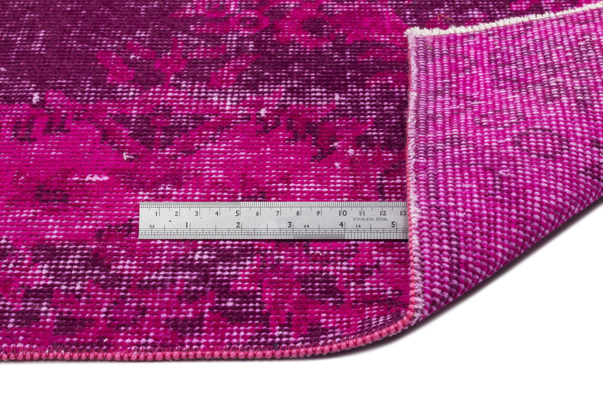 Traditional Design Fuchsia Over Dyed Vintage Rug 5&#39;8&#39;&#39; x 9&#39;1&#39;&#39; ft 173 x 277 cm