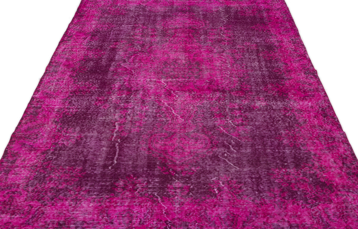 Traditional Design Fuchsia Over Dyed Vintage Rug 5&#39;8&#39;&#39; x 9&#39;1&#39;&#39; ft 173 x 277 cm