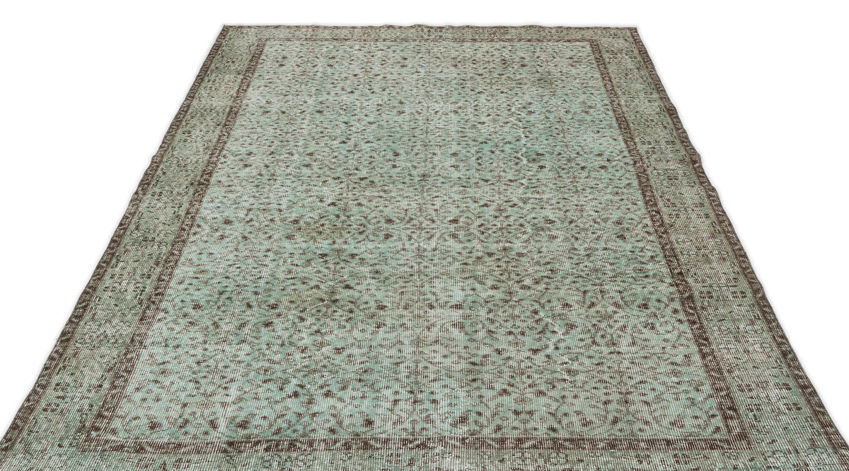 Green Over Dyed Vintage Rug 5&#39;5&#39;&#39; x 8&#39;12&#39;&#39; ft 164 x 274 cm
