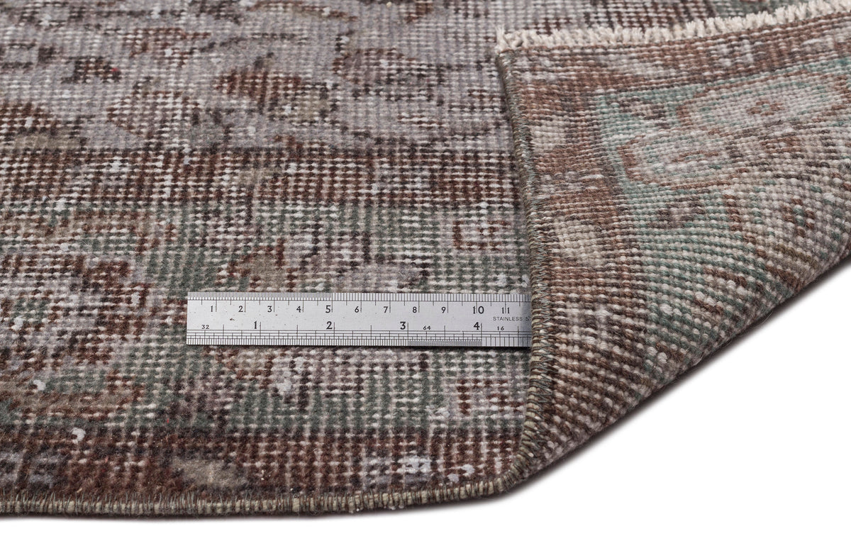Gray Over Dyed Vintage Rug 5&#39;9&#39;&#39; x 9&#39;7&#39;&#39; ft 174 x 292 cm