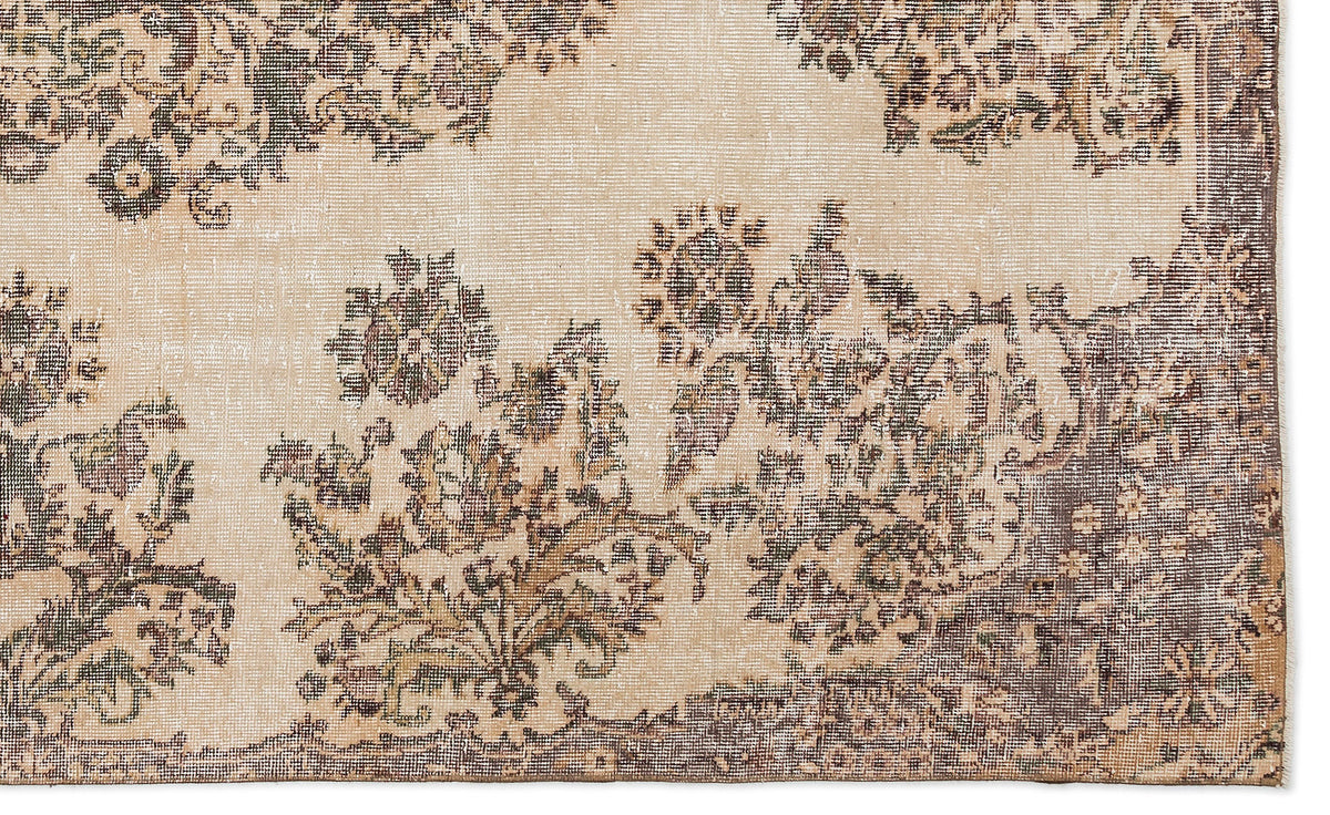 Beige Over Dyed Vintage Rug 5&#39;9&#39;&#39; x 9&#39;5&#39;&#39; ft 174 x 286 cm