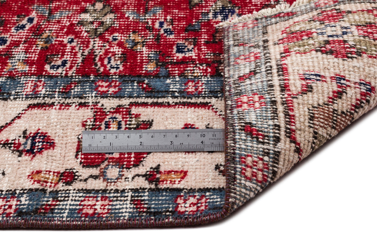 Naturel Over Dyed Vintage Rug 5&#39;5&#39;&#39; x 8&#39;8&#39;&#39; ft 164 x 263 cm