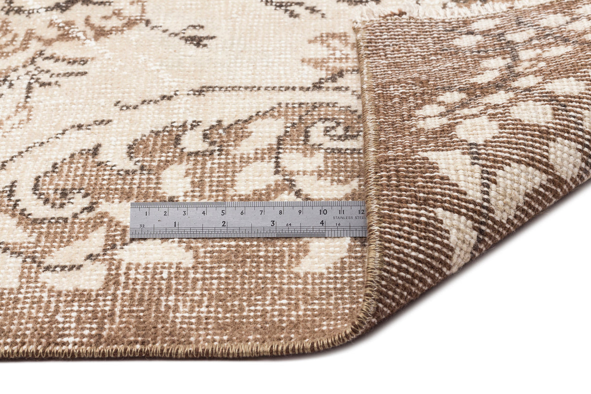 Beige Over Dyed Vintage Rug 5&#39;10&#39;&#39; x 9&#39;8&#39;&#39; ft 179 x 294 cm