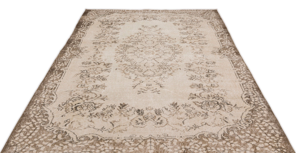 Beige Over Dyed Vintage Rug 5&#39;10&#39;&#39; x 9&#39;8&#39;&#39; ft 179 x 294 cm