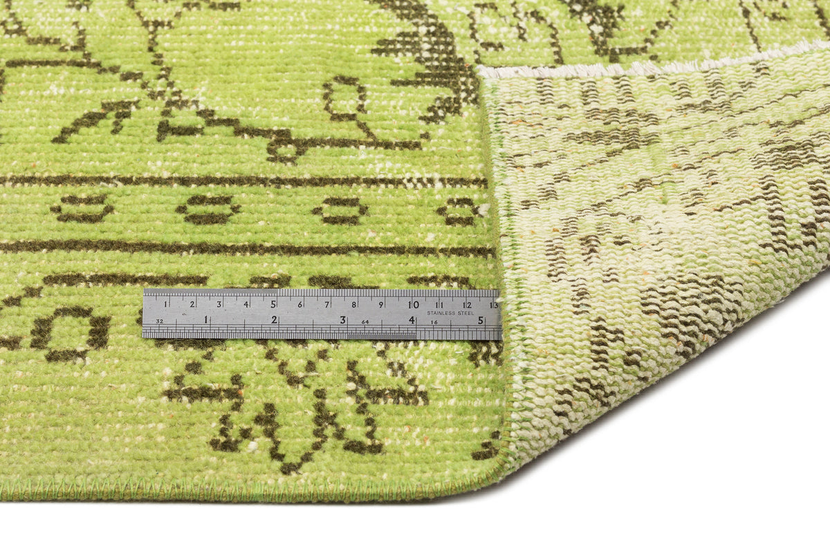 Green Over Dyed Vintage Rug 4&#39;10&#39;&#39; x 8&#39;11&#39;&#39; ft 148 x 271 cm