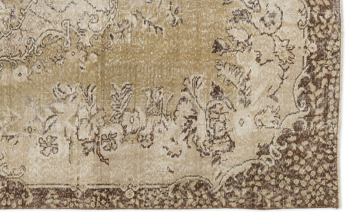 Beige Over Dyed Vintage Rug 5&#39;6&#39;&#39; x 8&#39;8&#39;&#39; ft 167 x 263 cm