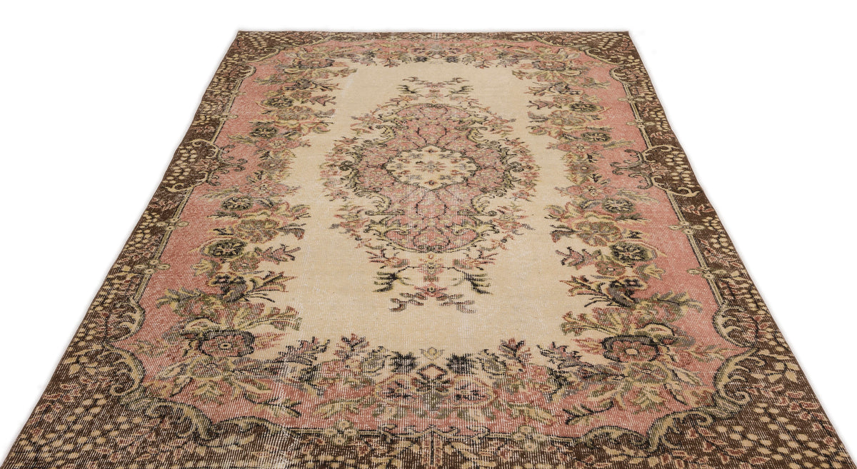 Beige Over Dyed Vintage Rug 5&#39;9&#39;&#39; x 9&#39;7&#39;&#39; ft 175 x 291 cm