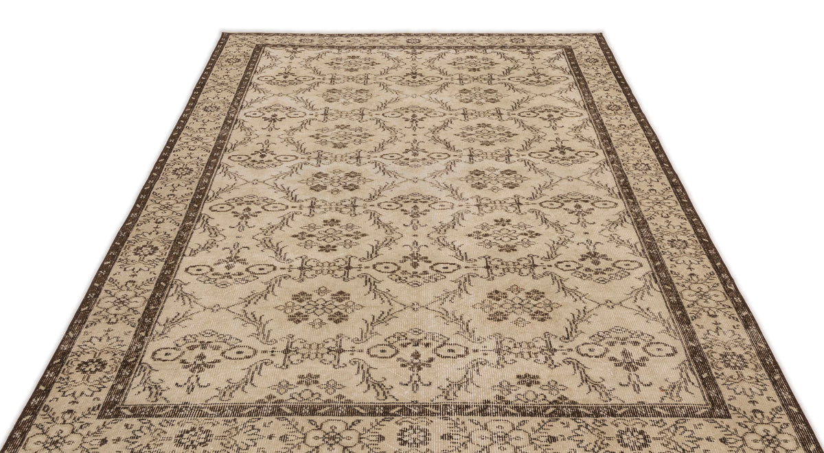 Beige Over Dyed Vintage Rug 5&#39;5&#39;&#39; x 8&#39;10&#39;&#39; ft 165 x 268 cm