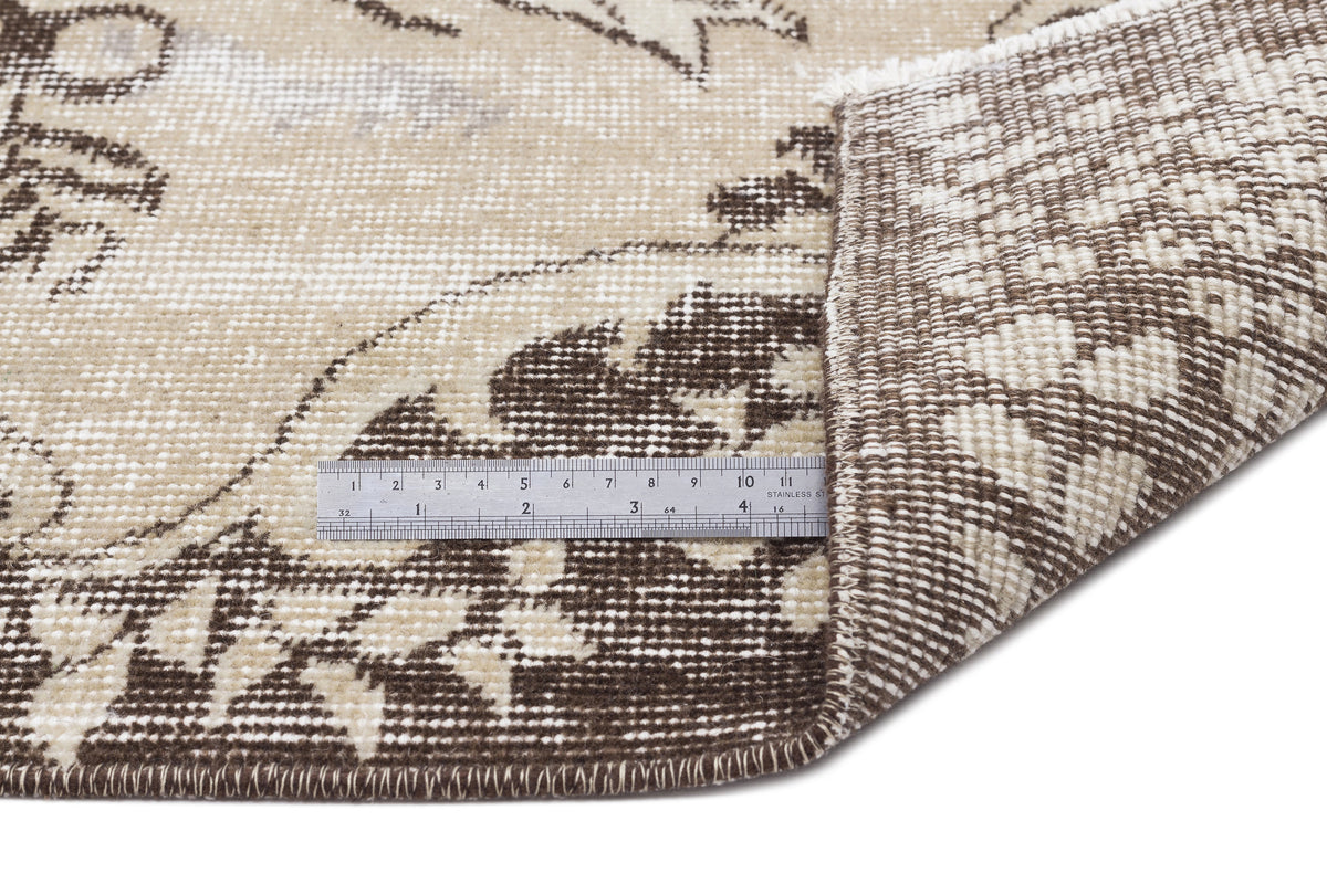 Beige Over Dyed Vintage Rug 5&#39;5&#39;&#39; x 8&#39;9&#39;&#39; ft 165 x 266 cm