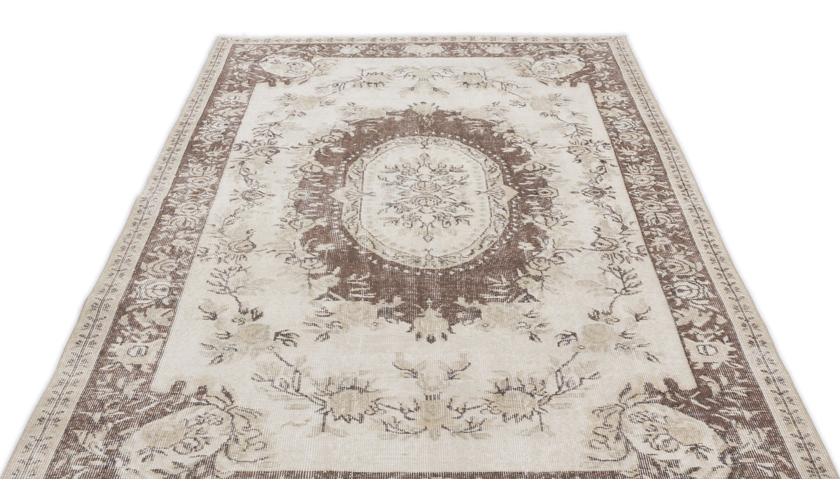 Beige Over Dyed Vintage Rug 5&#39;6&#39;&#39; x 8&#39;11&#39;&#39; ft 167 x 273 cm