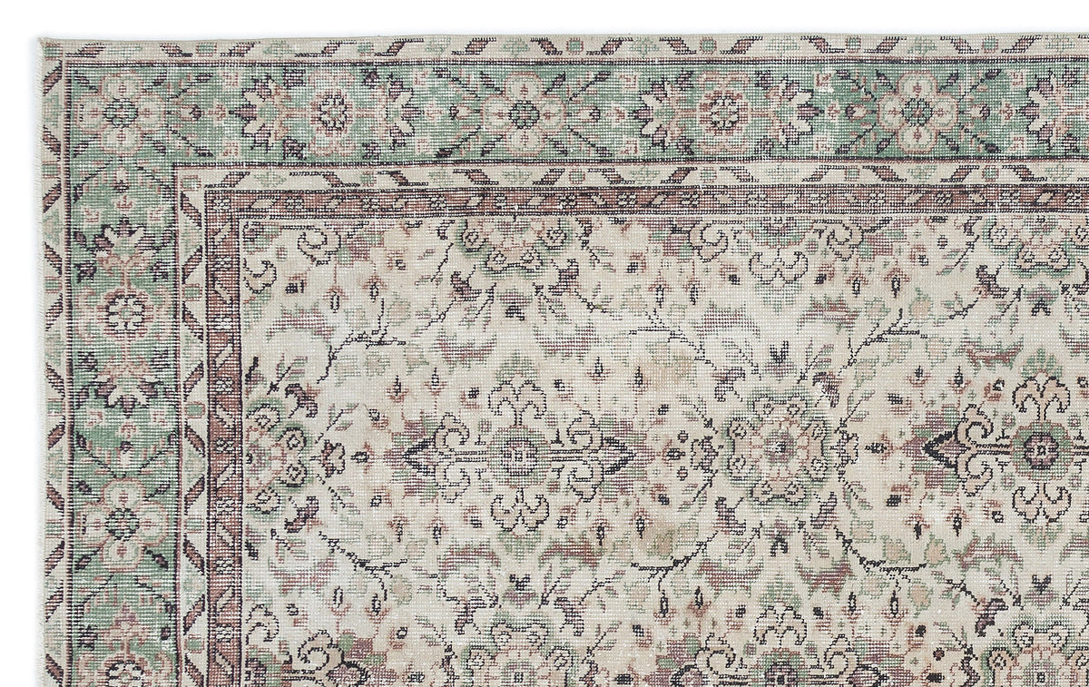 Naturel Over Dyed Vintage Rug 5&#39;6&#39;&#39; x 8&#39;9&#39;&#39; ft 167 x 266 cm